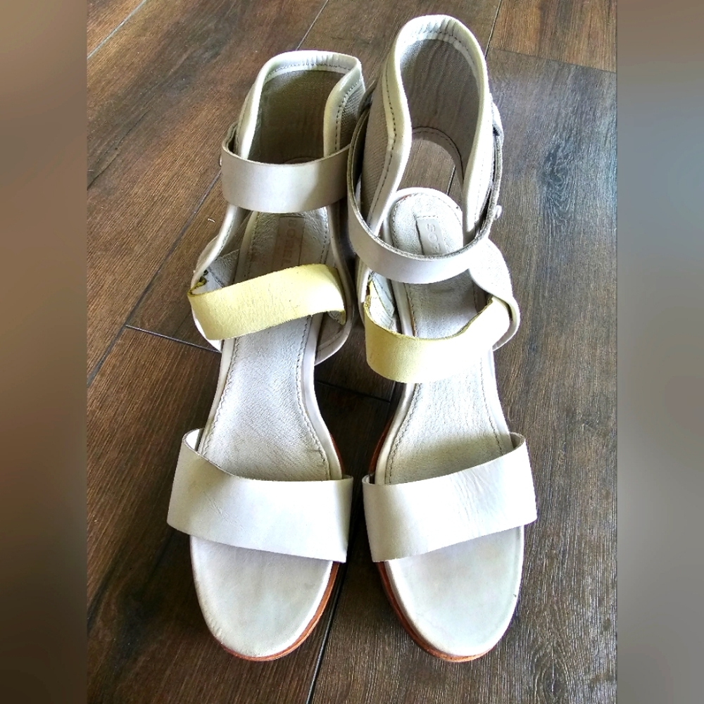Sorel Addington Strap Sandal 8.5